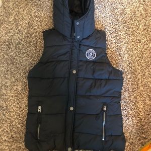 Abercrombie and Fitch winter vest❄️